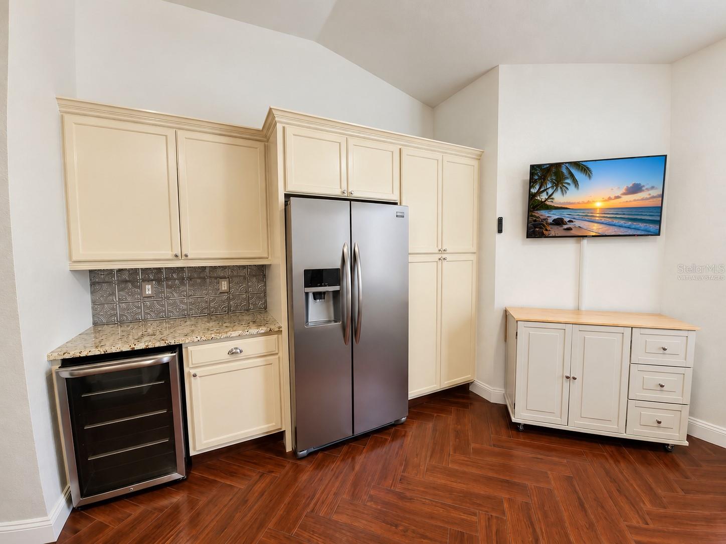 11404 Deercroft Ct Property Photo 8