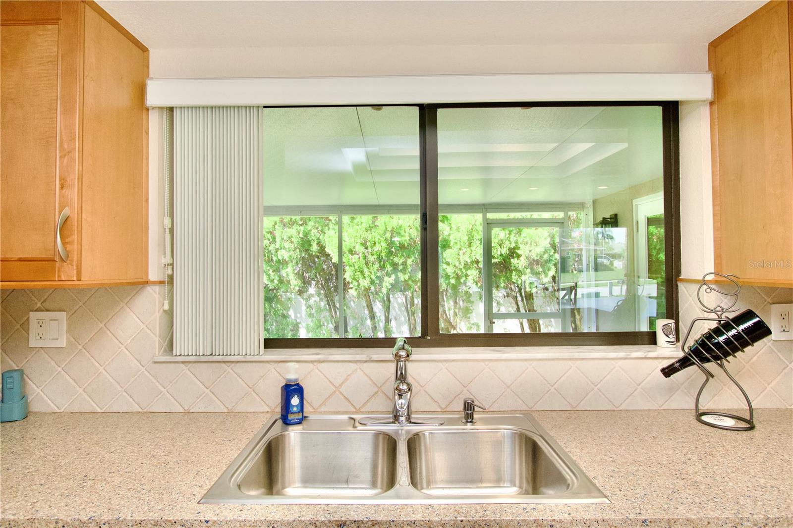4663 Swallowtail Dr Property Photo 11