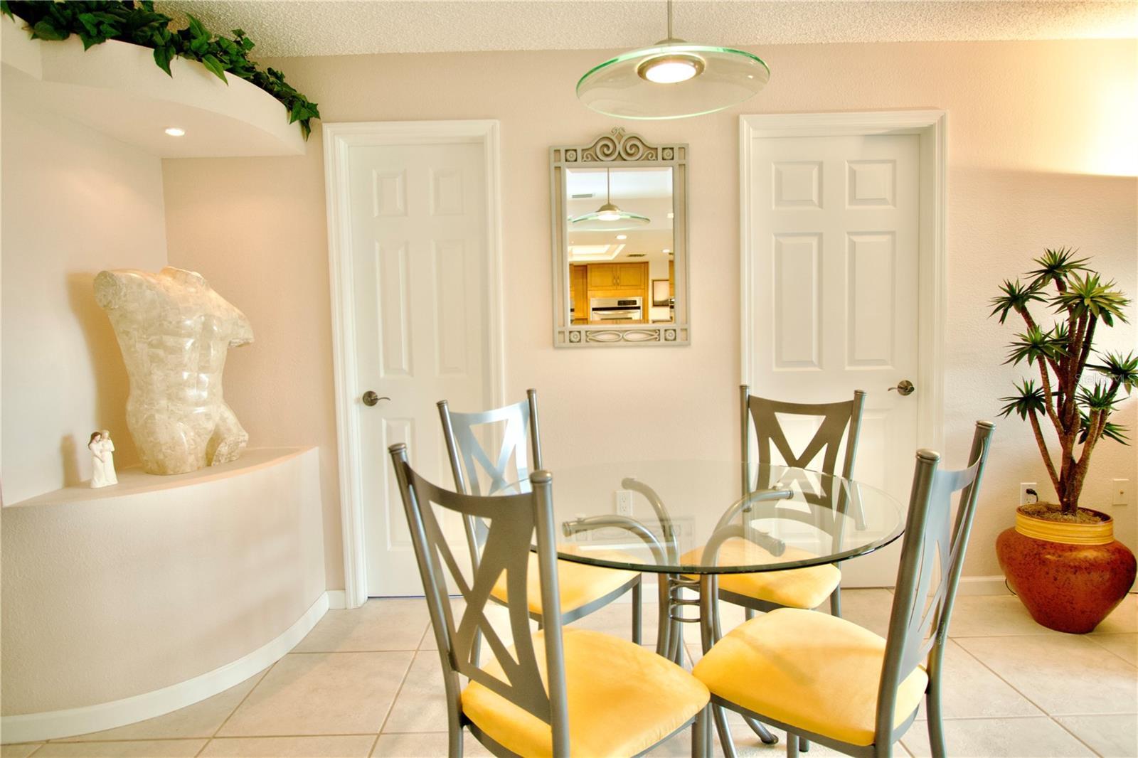 4663 Swallowtail Dr Property Photo 17