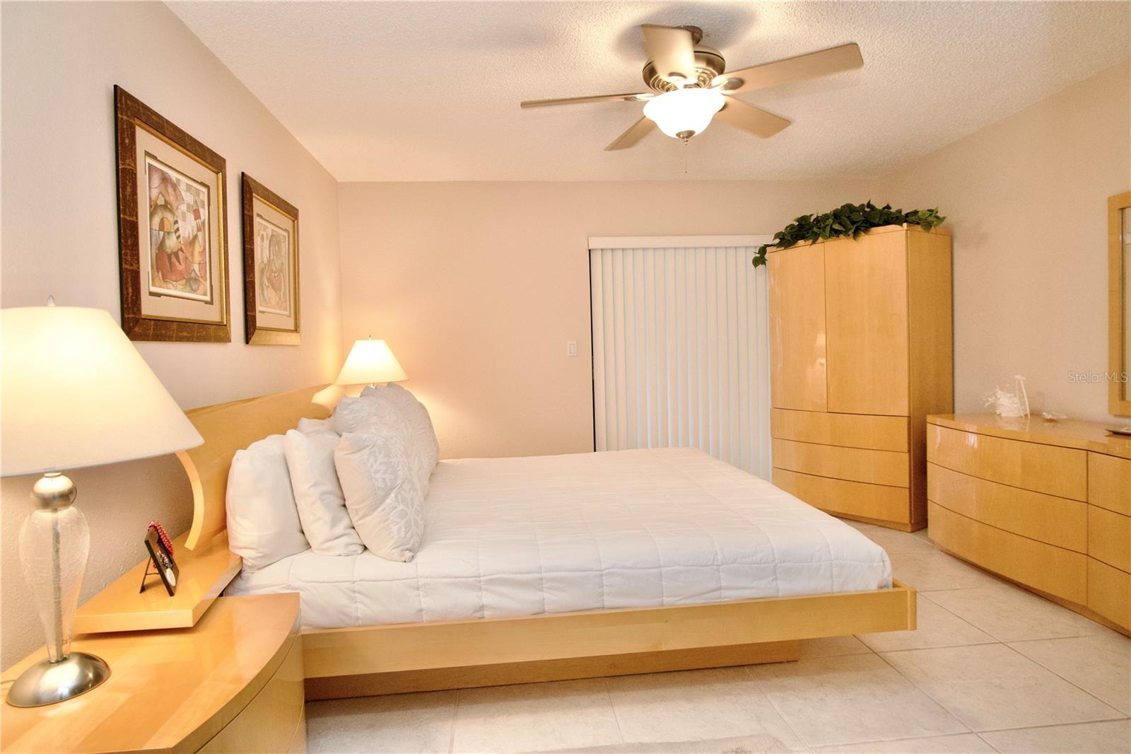 4663 Swallowtail Dr Property Photo 21