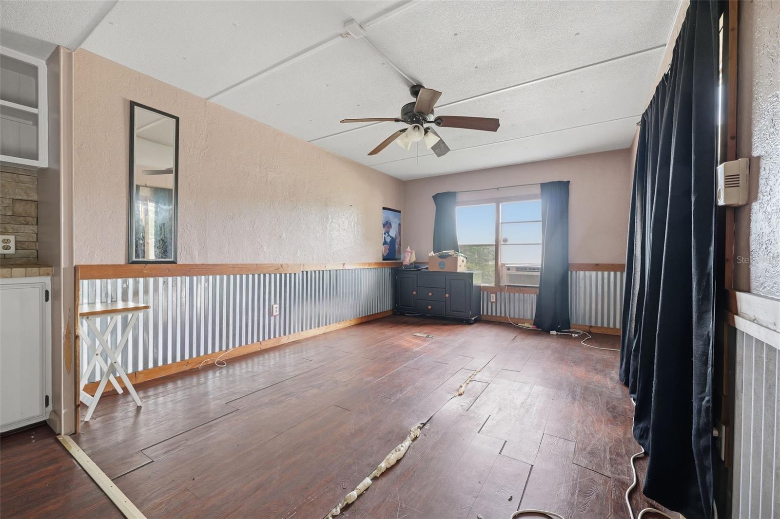 35012 Glosson Cir Property Photo 2