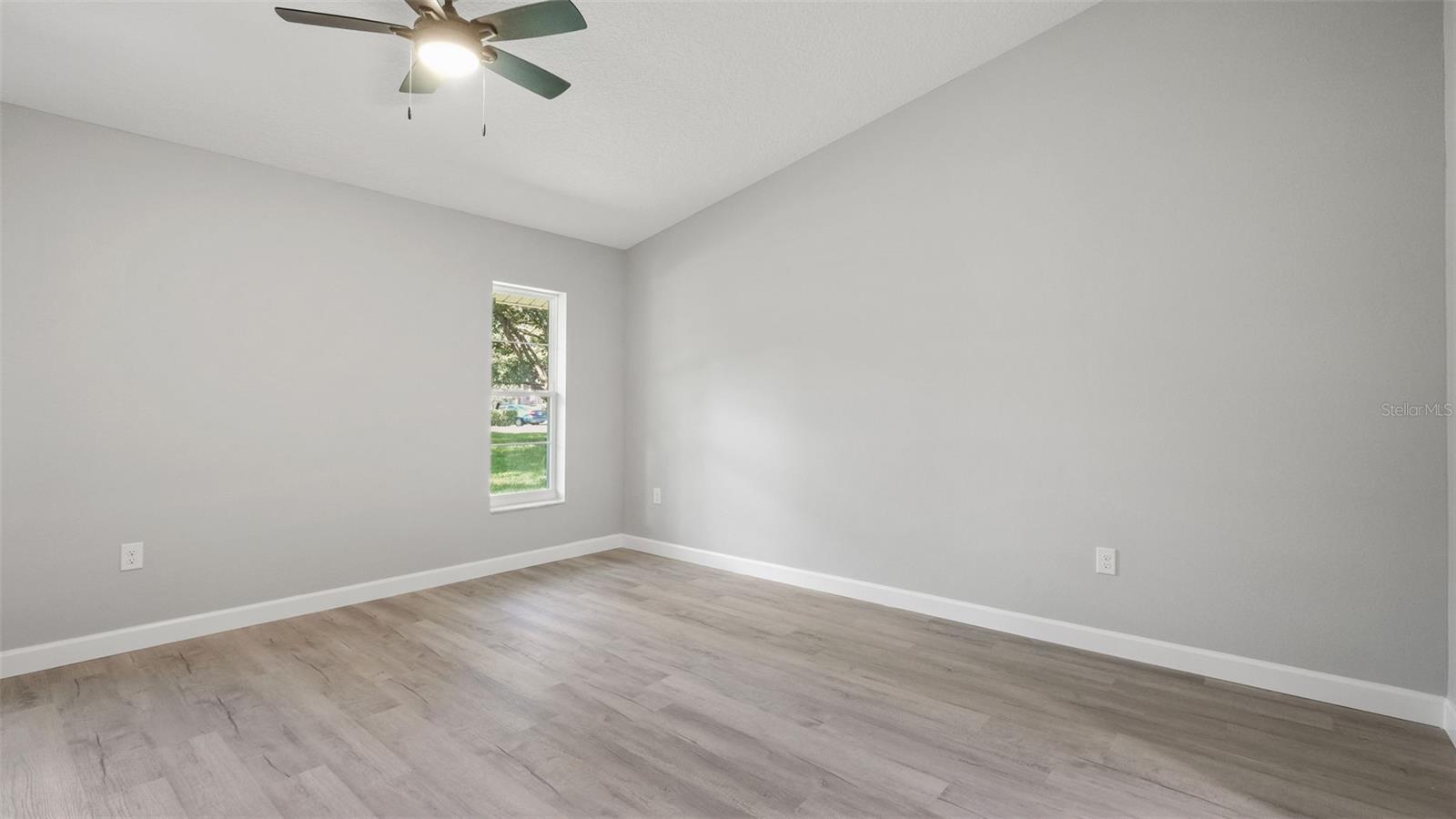 1385 Summerwood Ct Property Photo 21
