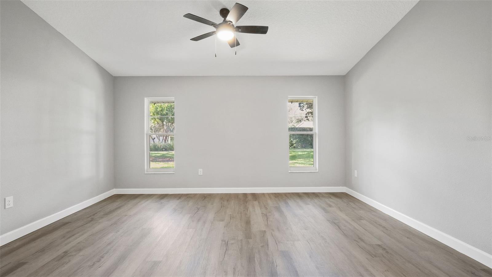1385 Summerwood Ct Property Photo 22
