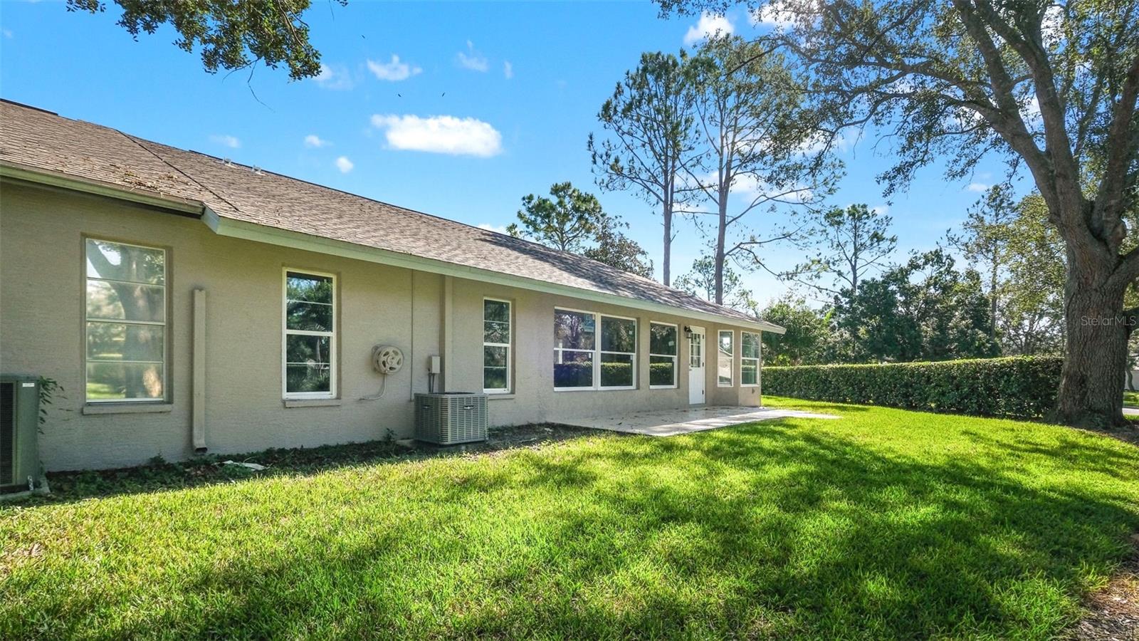 1385 Summerwood Ct Property Photo 35