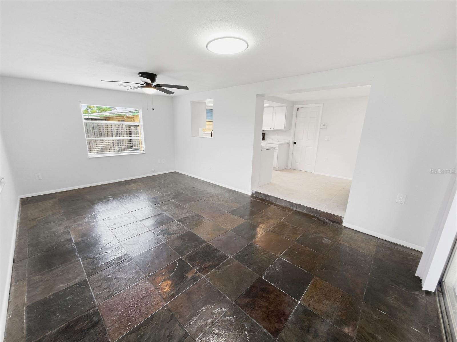 4208 Canterberry Dr Property Photo 24