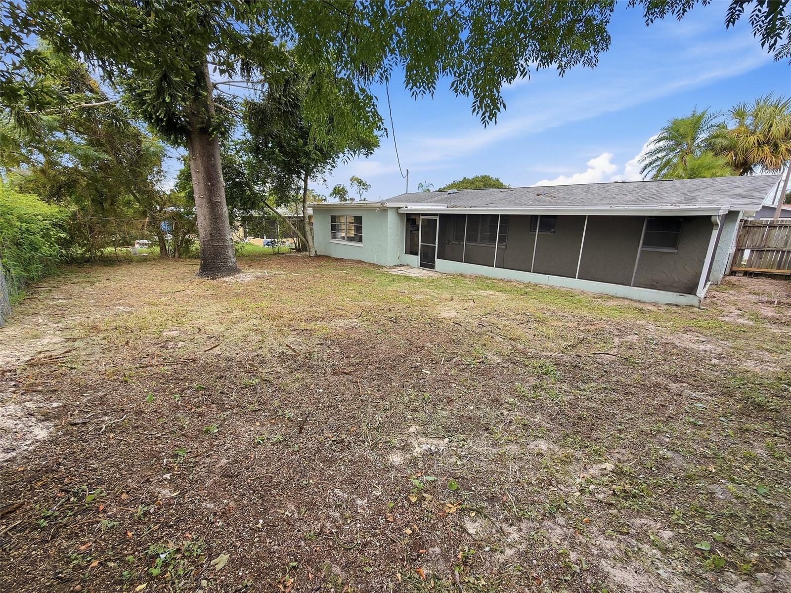 4208 Canterberry Dr Property Photo 28