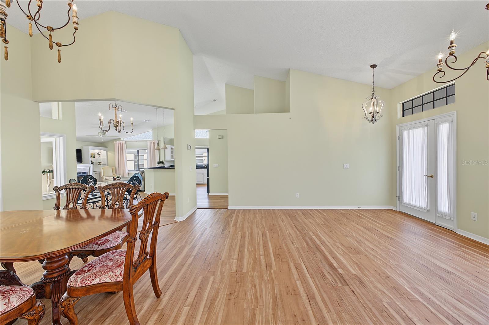 7360 Clearmeadow Dr Property Photo 14