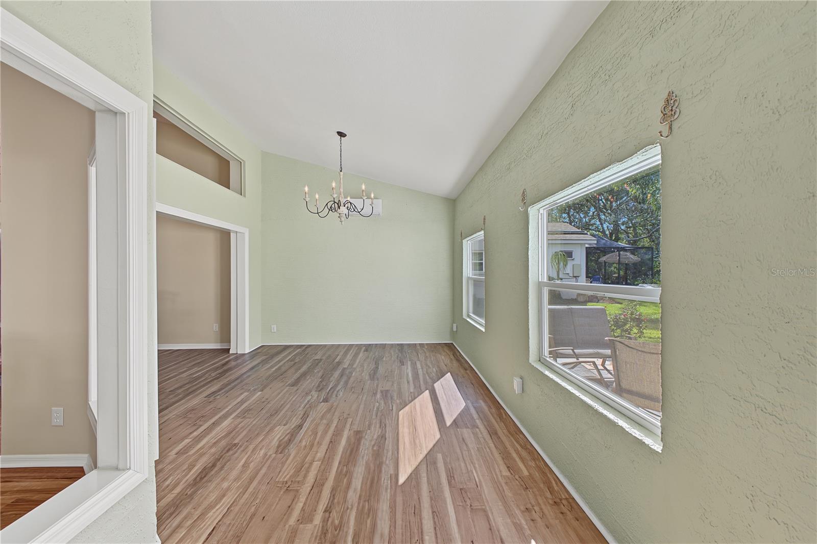 7360 Clearmeadow Dr Property Photo 23