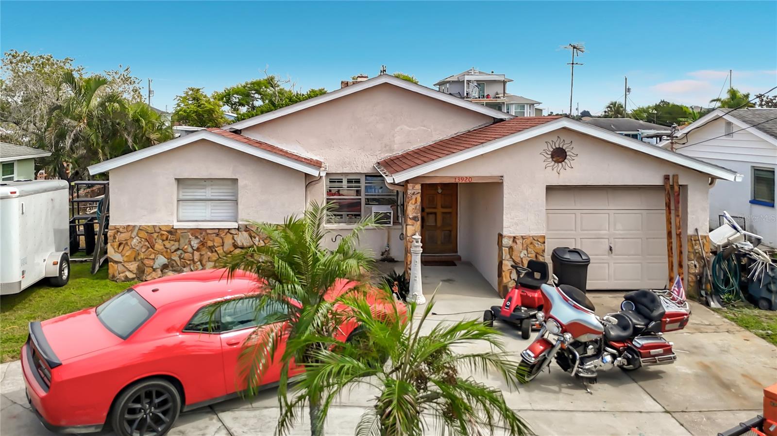 13920 Barnard Ave Property Photo 1