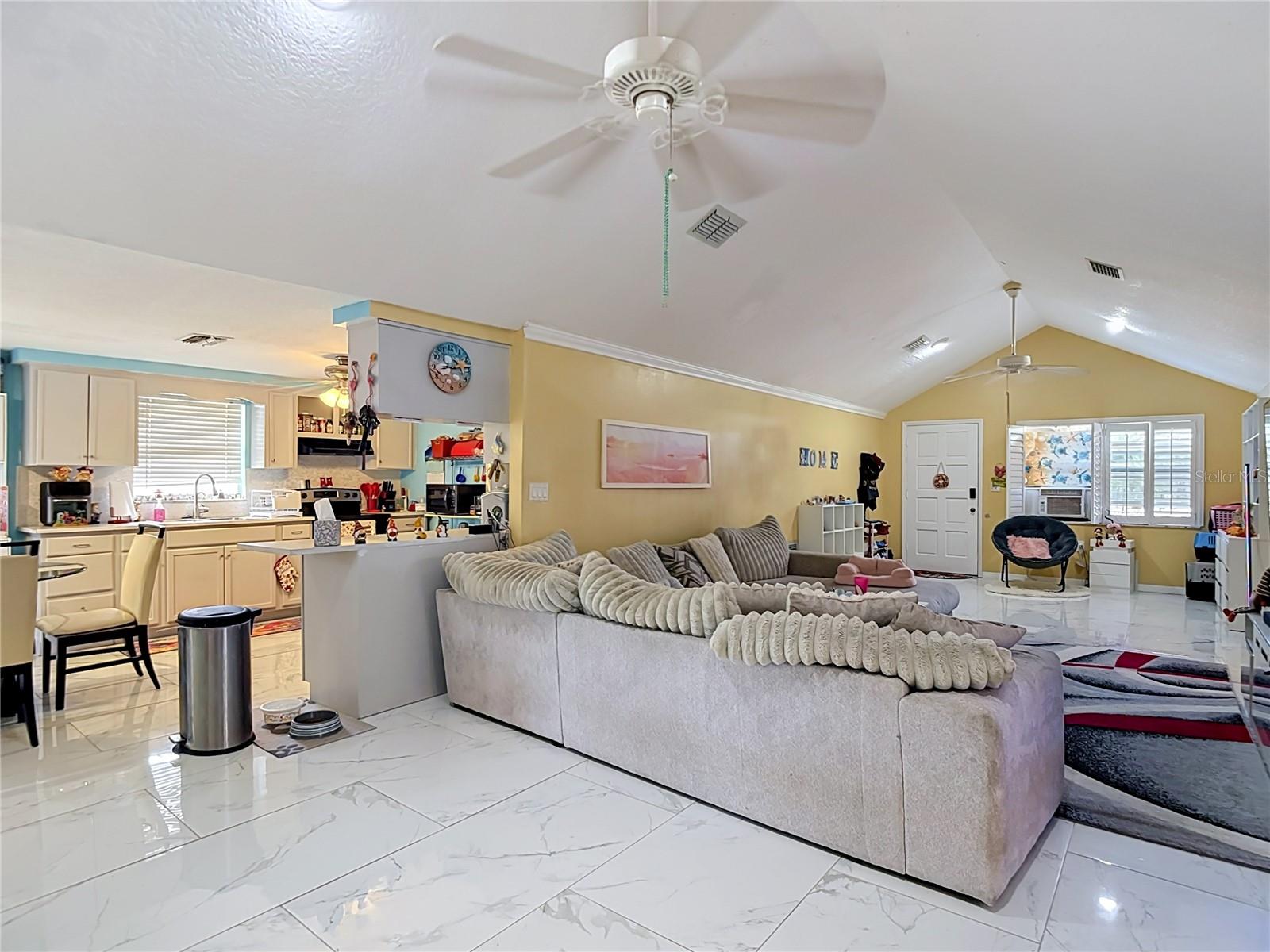 13920 Barnard Ave Property Photo 13