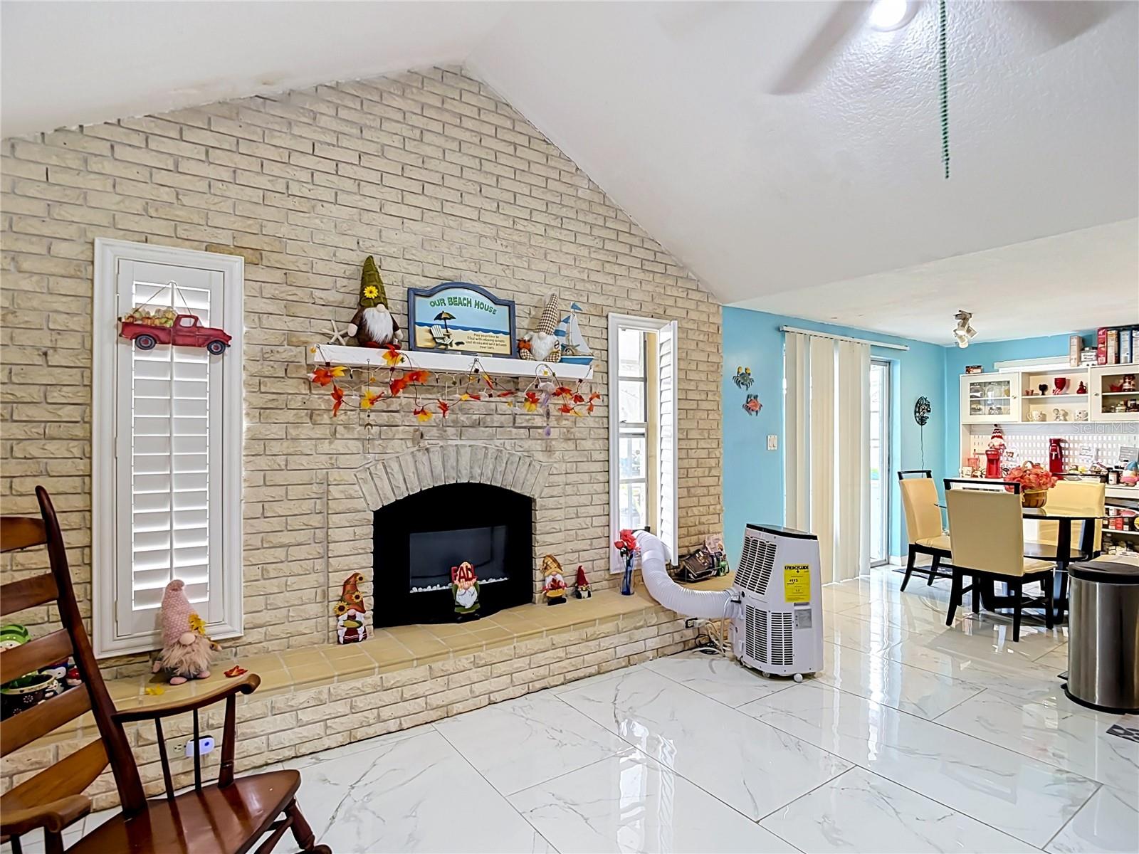 13920 Barnard Ave Property Photo 15