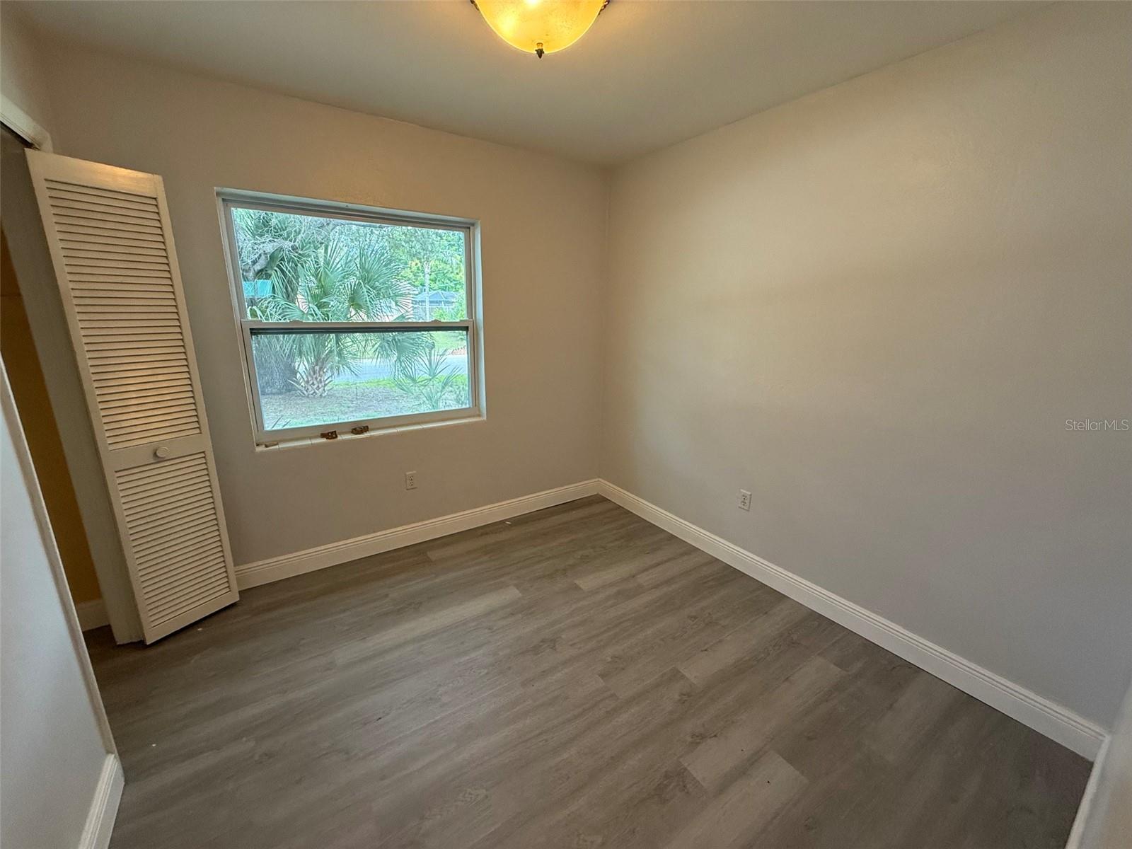 953 Cedarwood Ave Property Photo 10