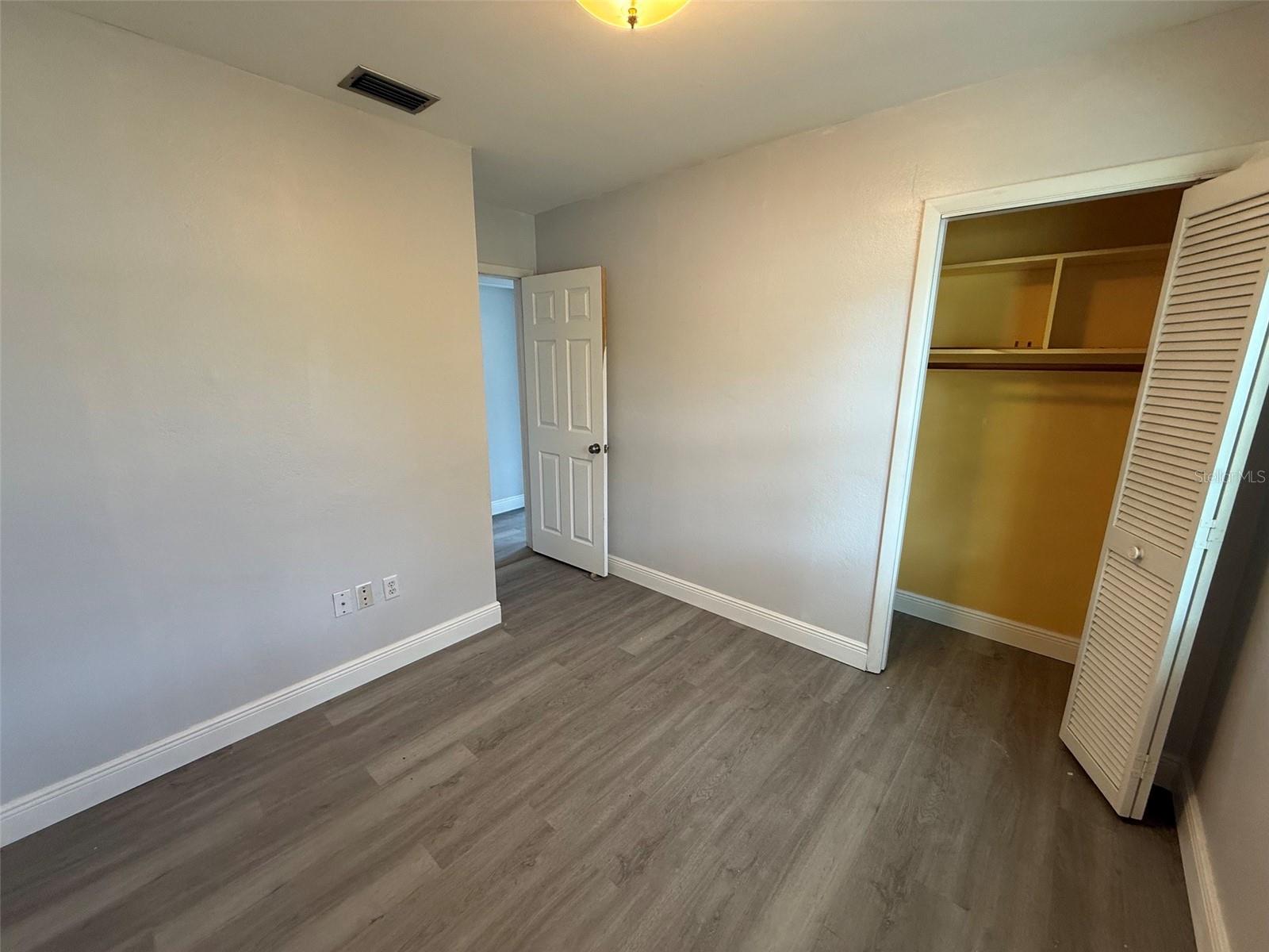 953 Cedarwood Ave Property Photo 11