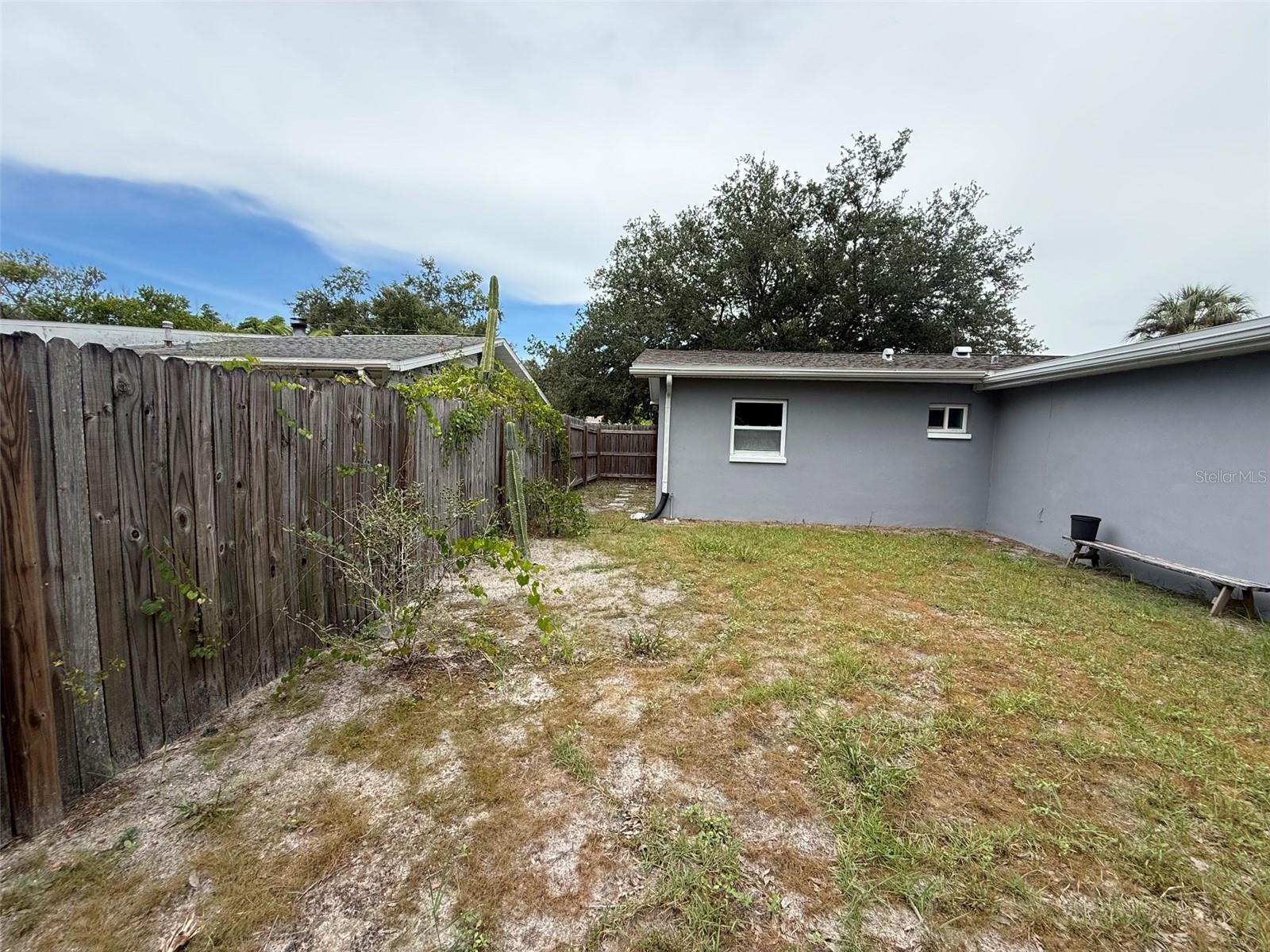 953 Cedarwood Ave Property Photo 19