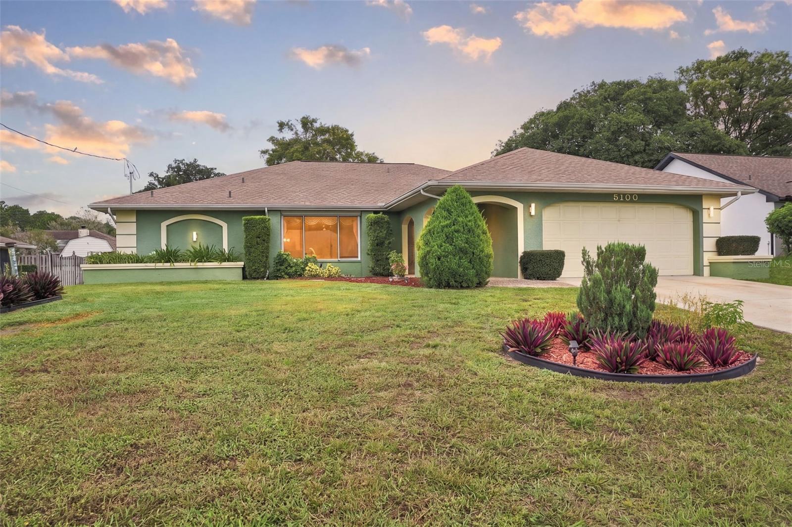 5100 ABAGAIL DR Property Photo 1