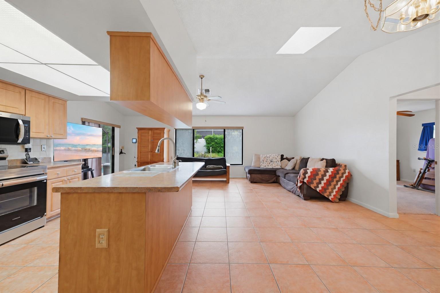 5100 Abagail Dr Property Photo 9