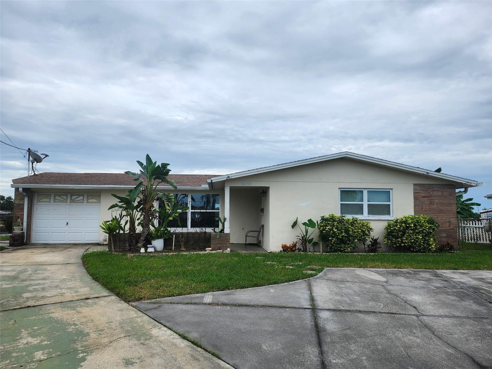 6630 NAUTICAL ISLE Property Photo 1
