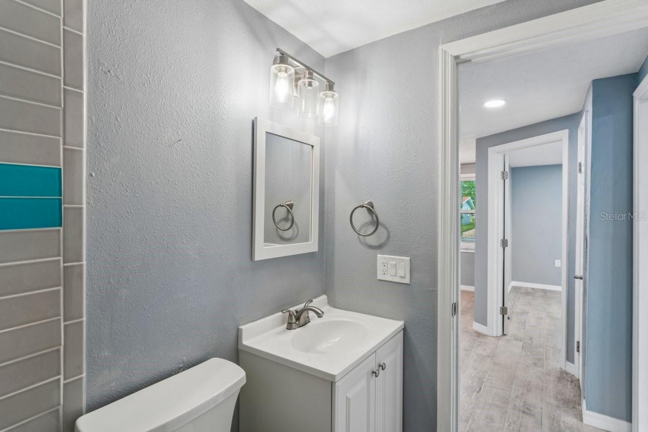 13701 Leslie Dr Property Photo 41