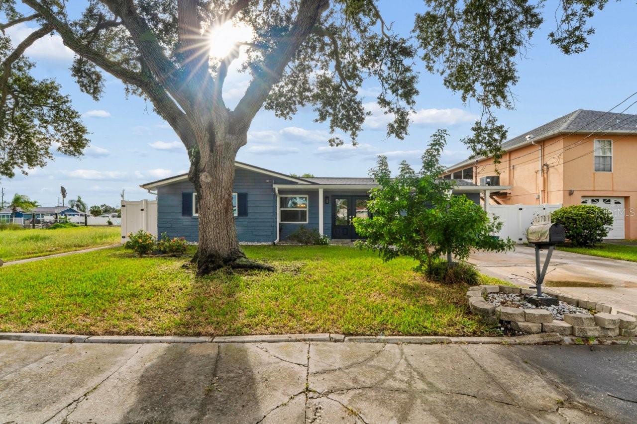 13701 Leslie Dr Property Photo 59