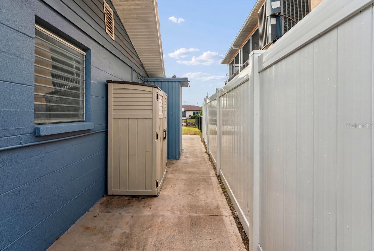 13701 Leslie Dr Property Photo 67