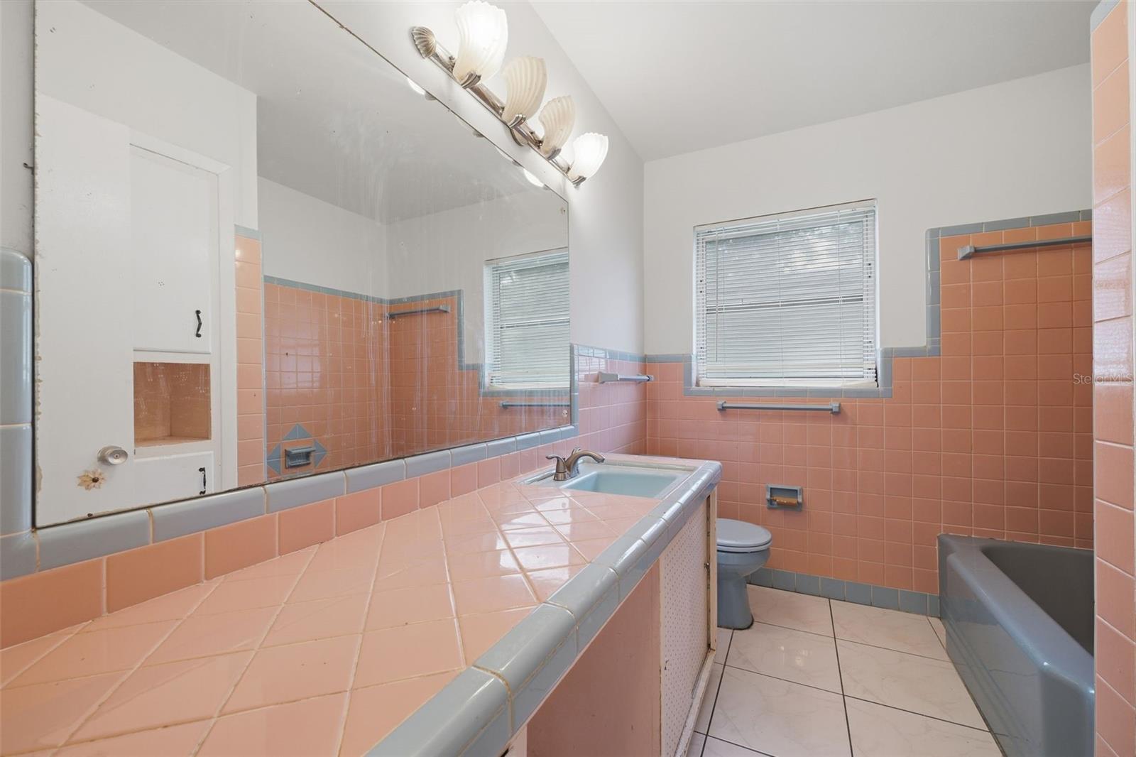 1354 S Lotus Dr Property Photo 15