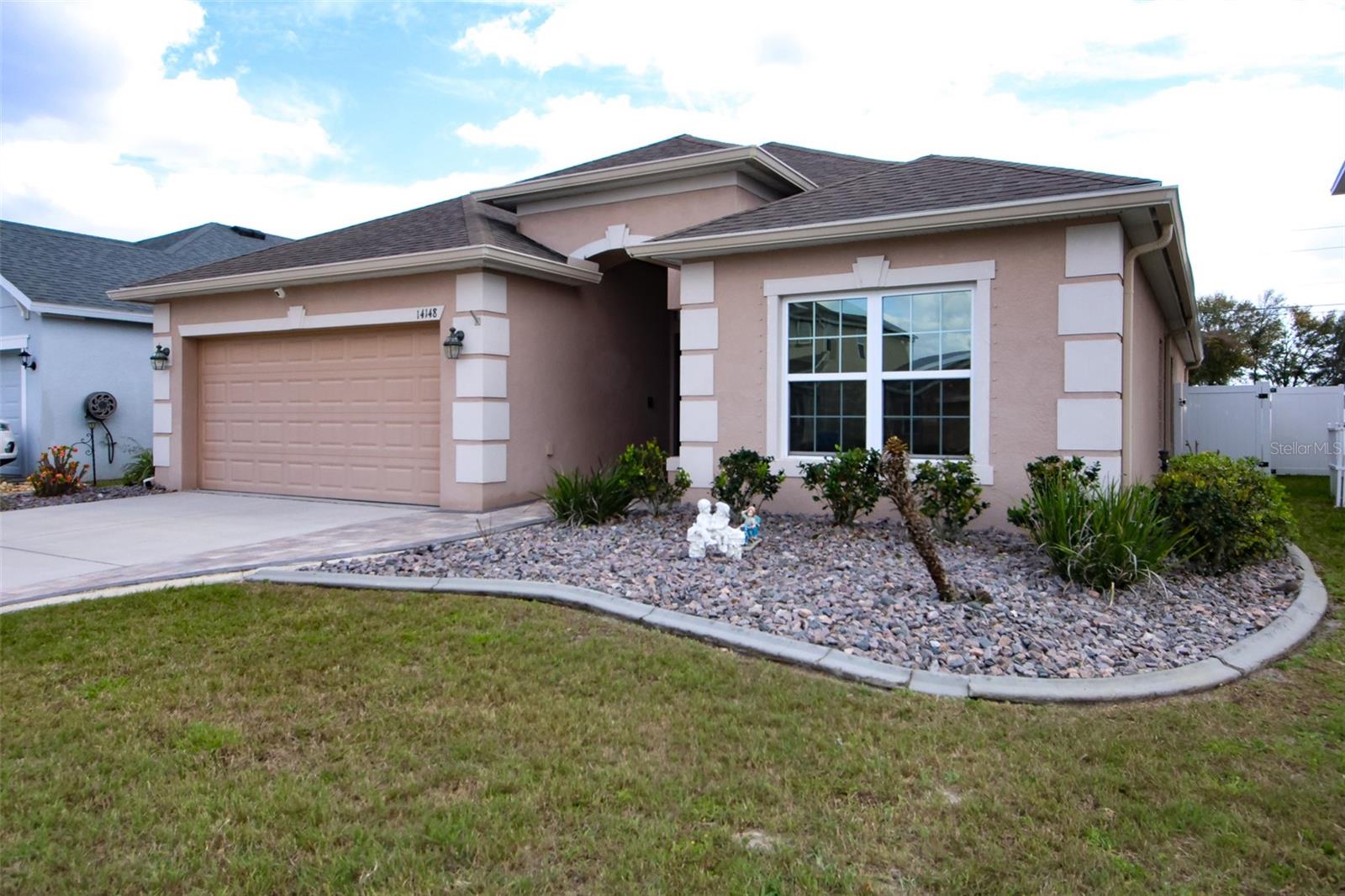 14148 Finsbury Dr Property Photo 2