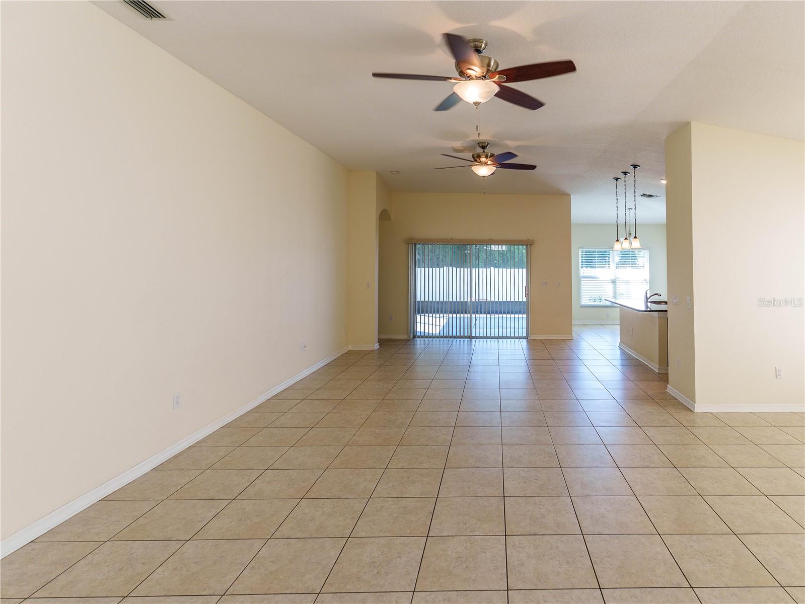 14148 Finsbury Dr Property Photo 3