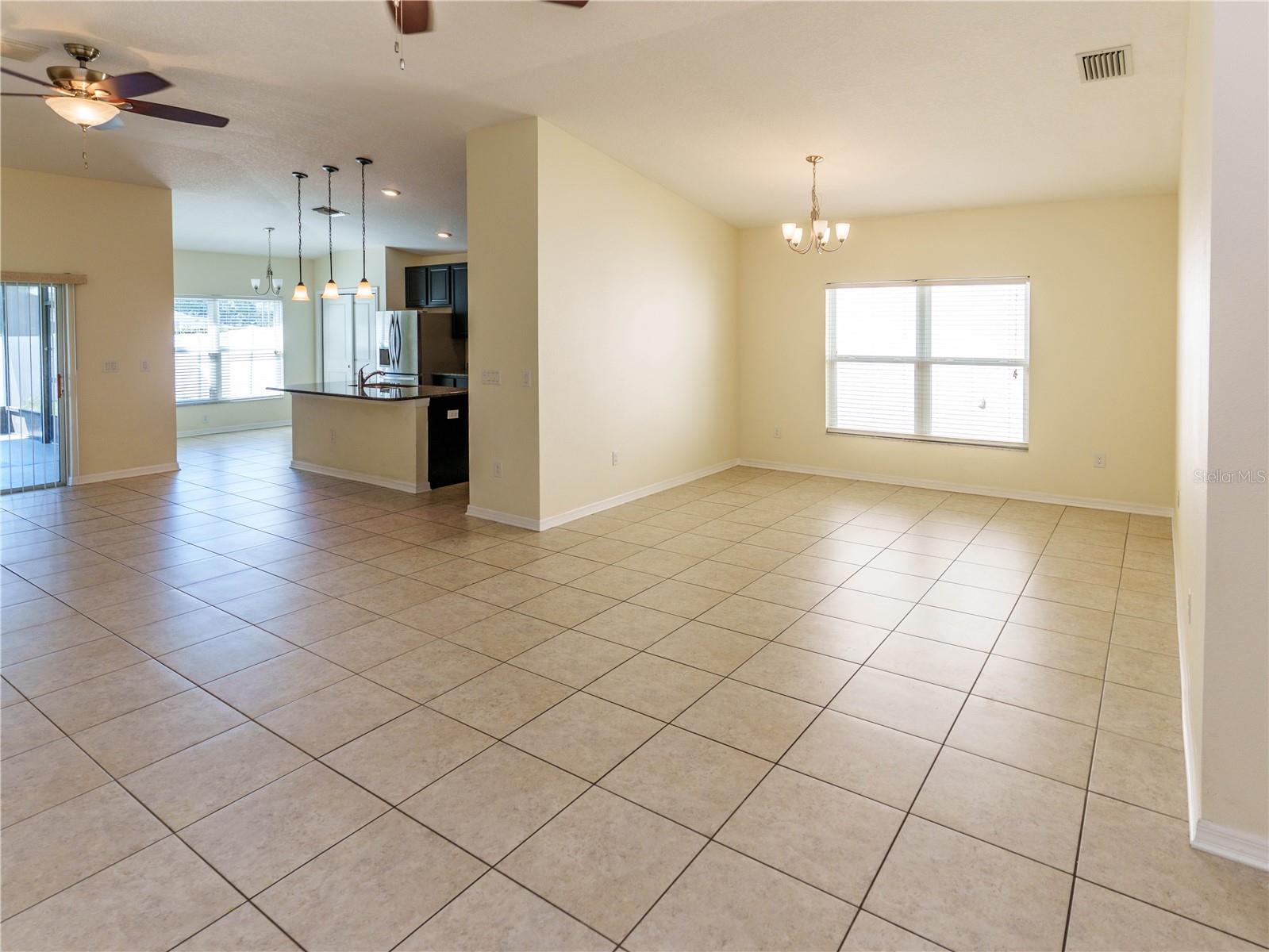 14148 Finsbury Dr Property Photo 4