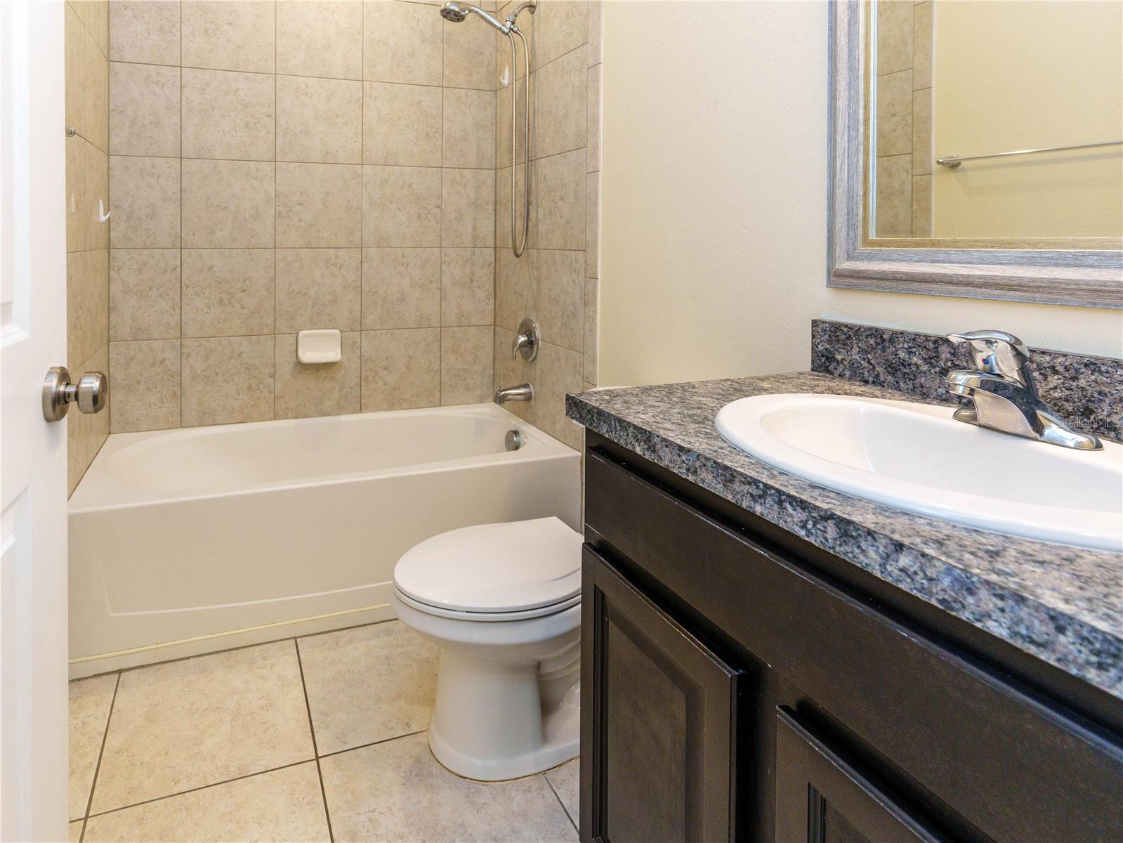 14148 Finsbury Dr Property Photo 20