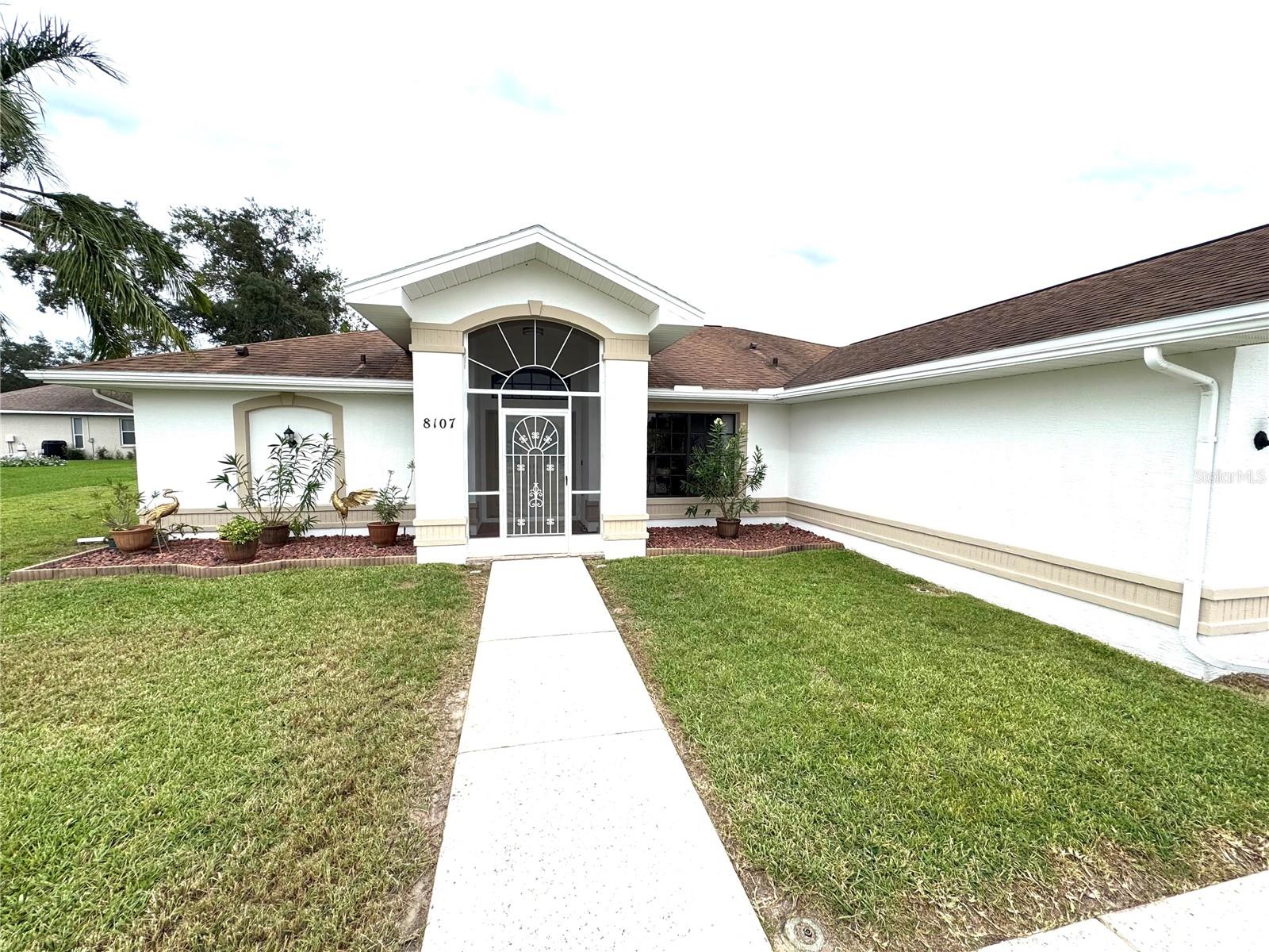 8107 Tedburn Park Property Photo 3