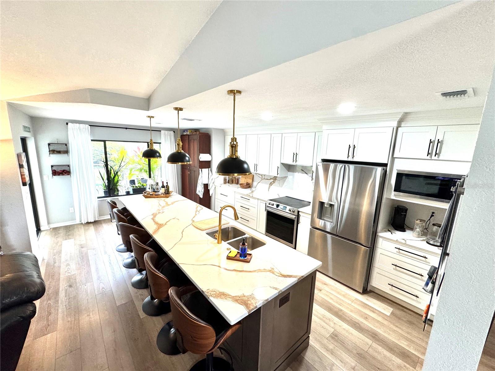 8107 Tedburn Park Property Photo 10