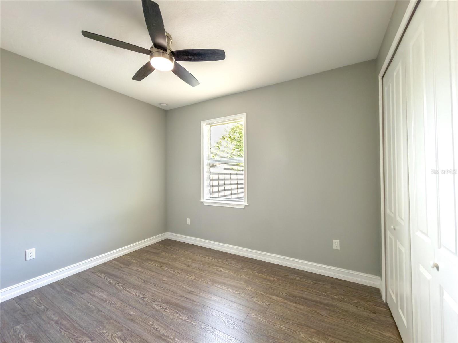 3920 W Crenshaw St Property Photo 33