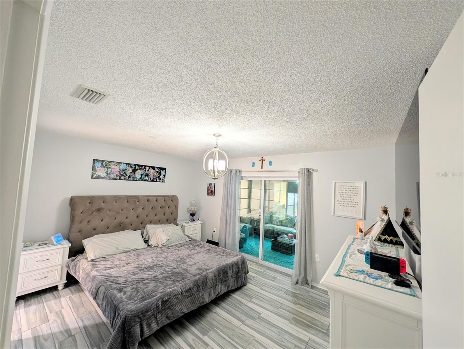 7136 Vista Way Property Photo 13
