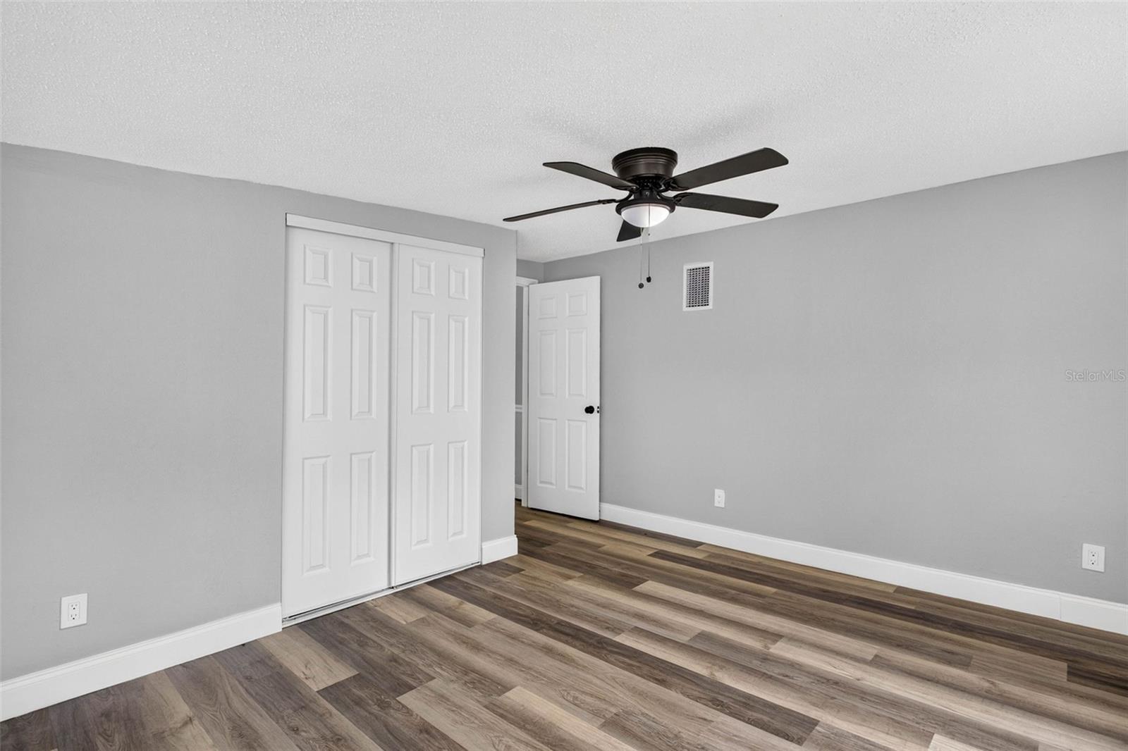 11031 Hassle Ave Property Photo 22