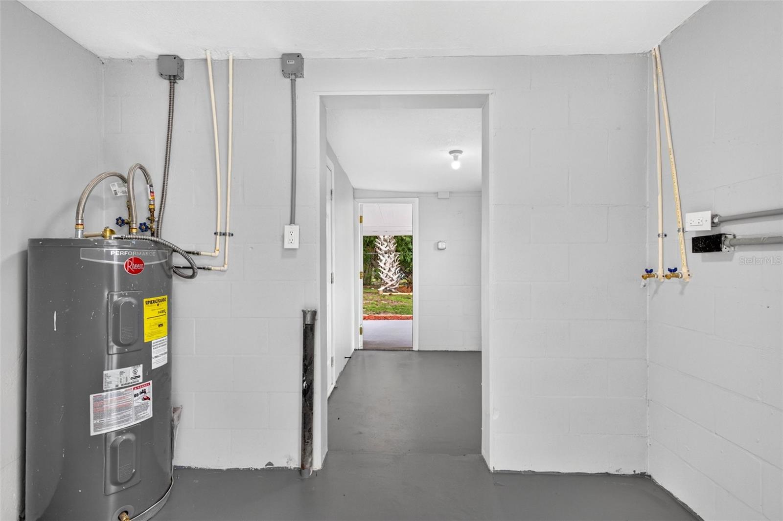 11031 Hassle Ave Property Photo 31