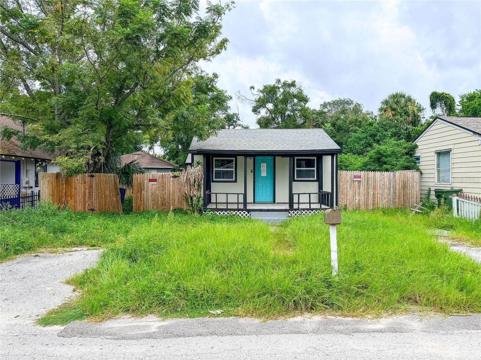 8308 N Mulberry St Property Photo 1