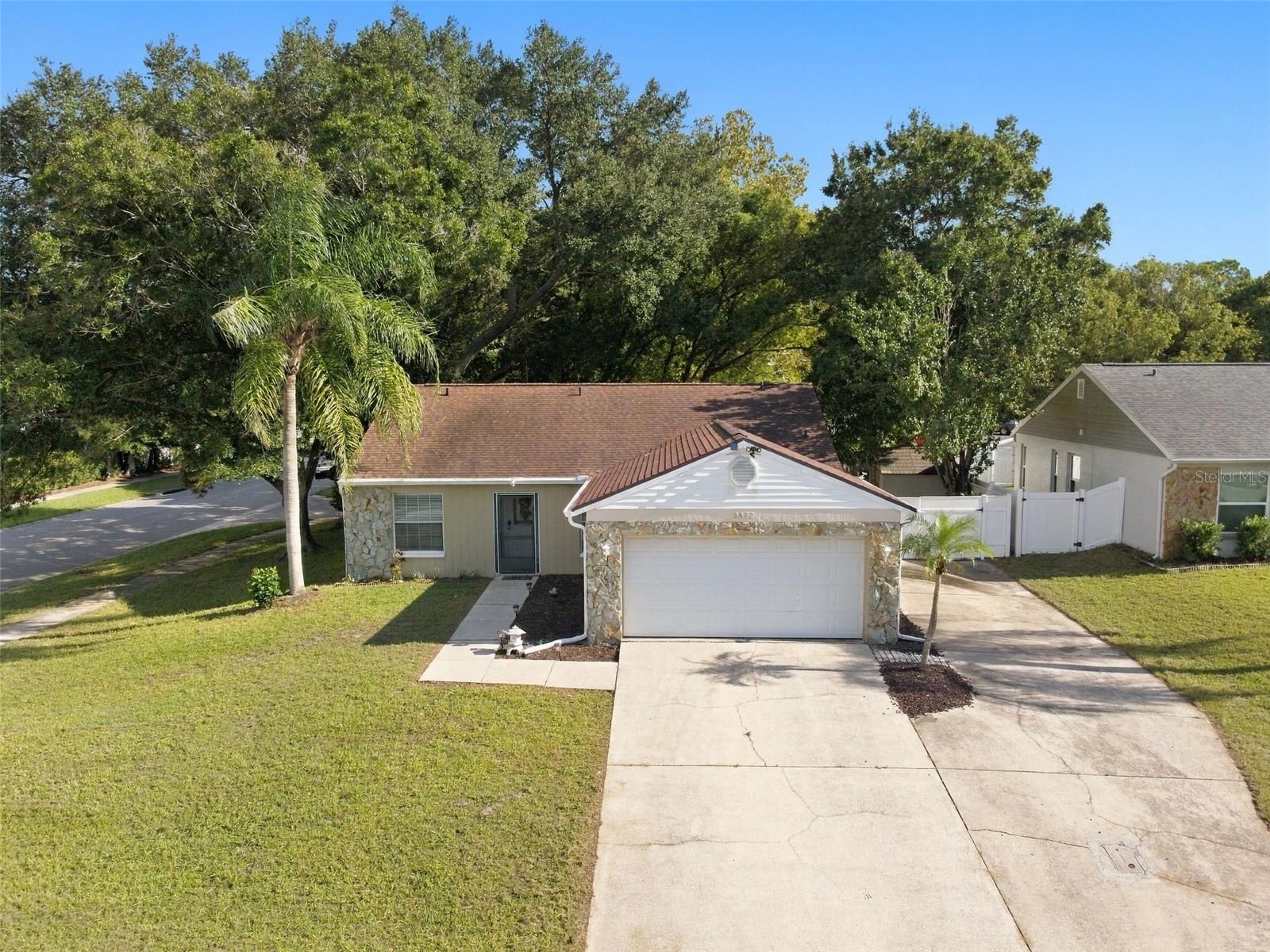 2872 WESLEYAN DR Property Photo 1