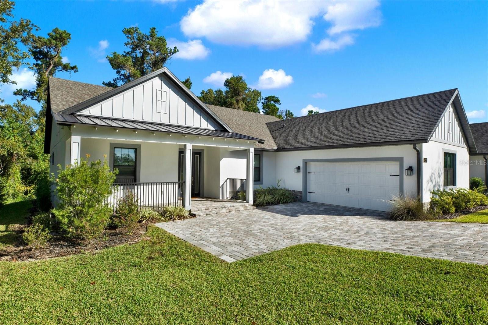 6757 Summit View Dr Property Photo 1