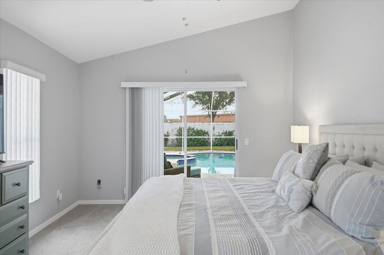18009 Palm Breeze Dr Property Photo 33
