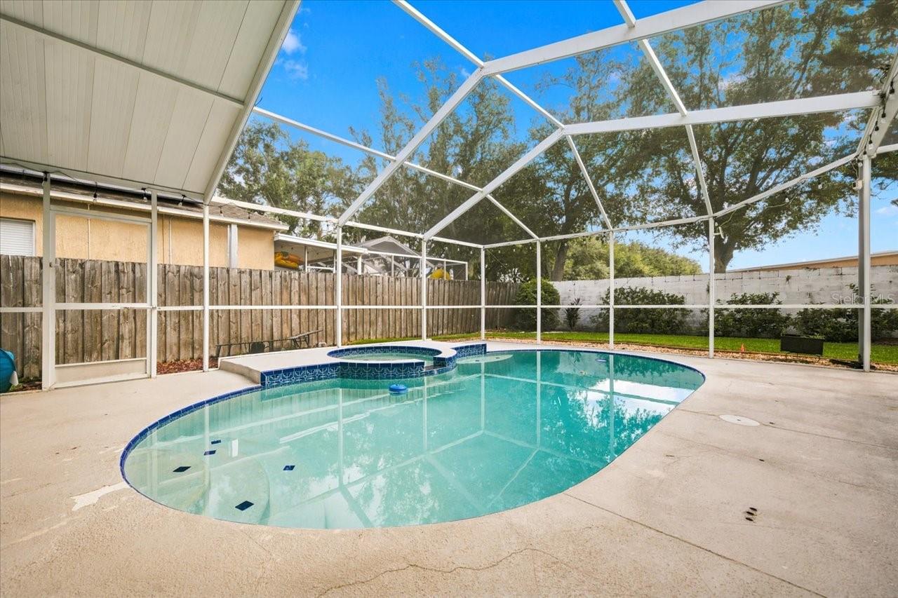 18009 Palm Breeze Dr Property Photo 51