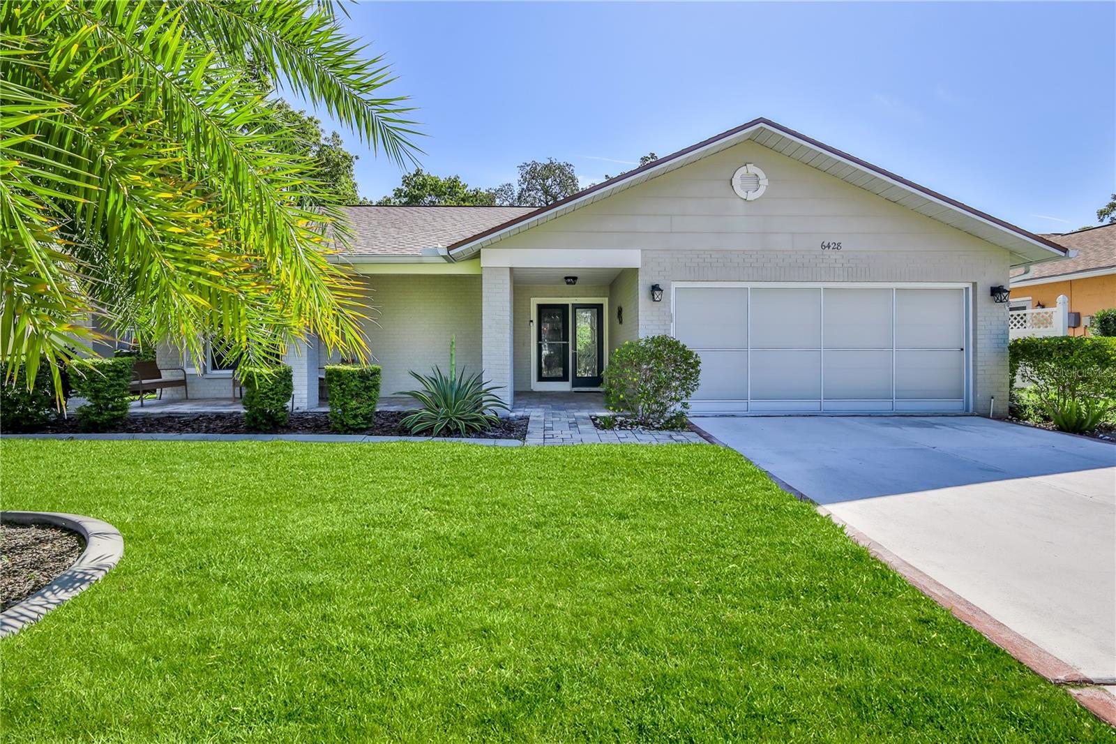 6428 Plantation Rd Property Photo 1