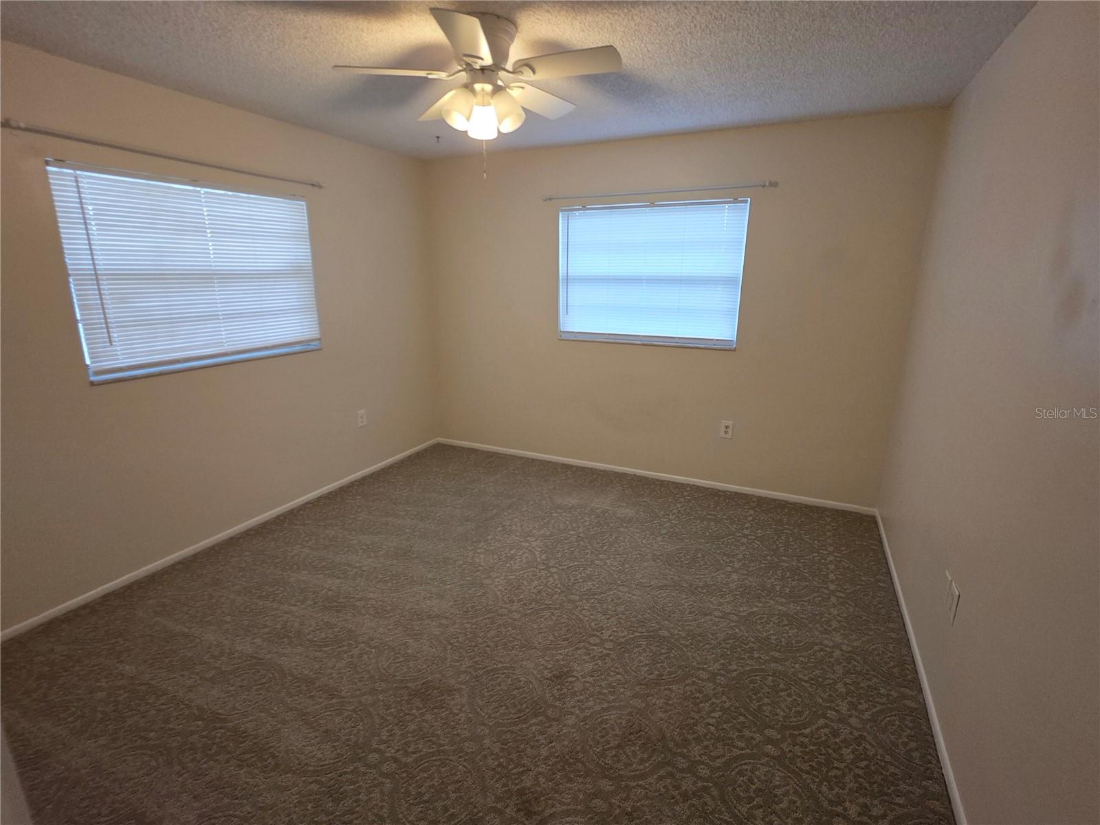5446 Colchester Ave Property Photo 11