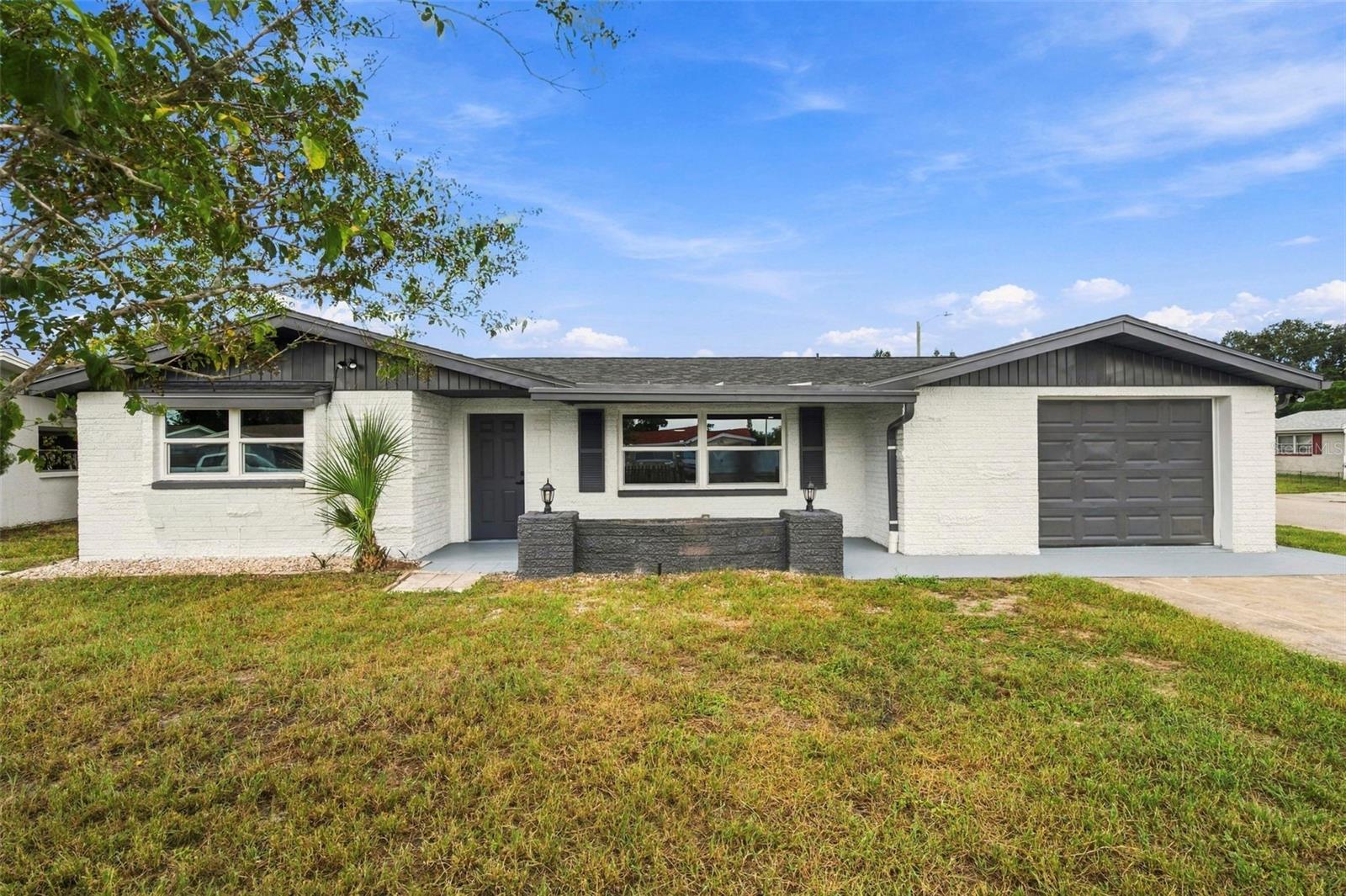 10734 Leeds Rd Property Photo 1