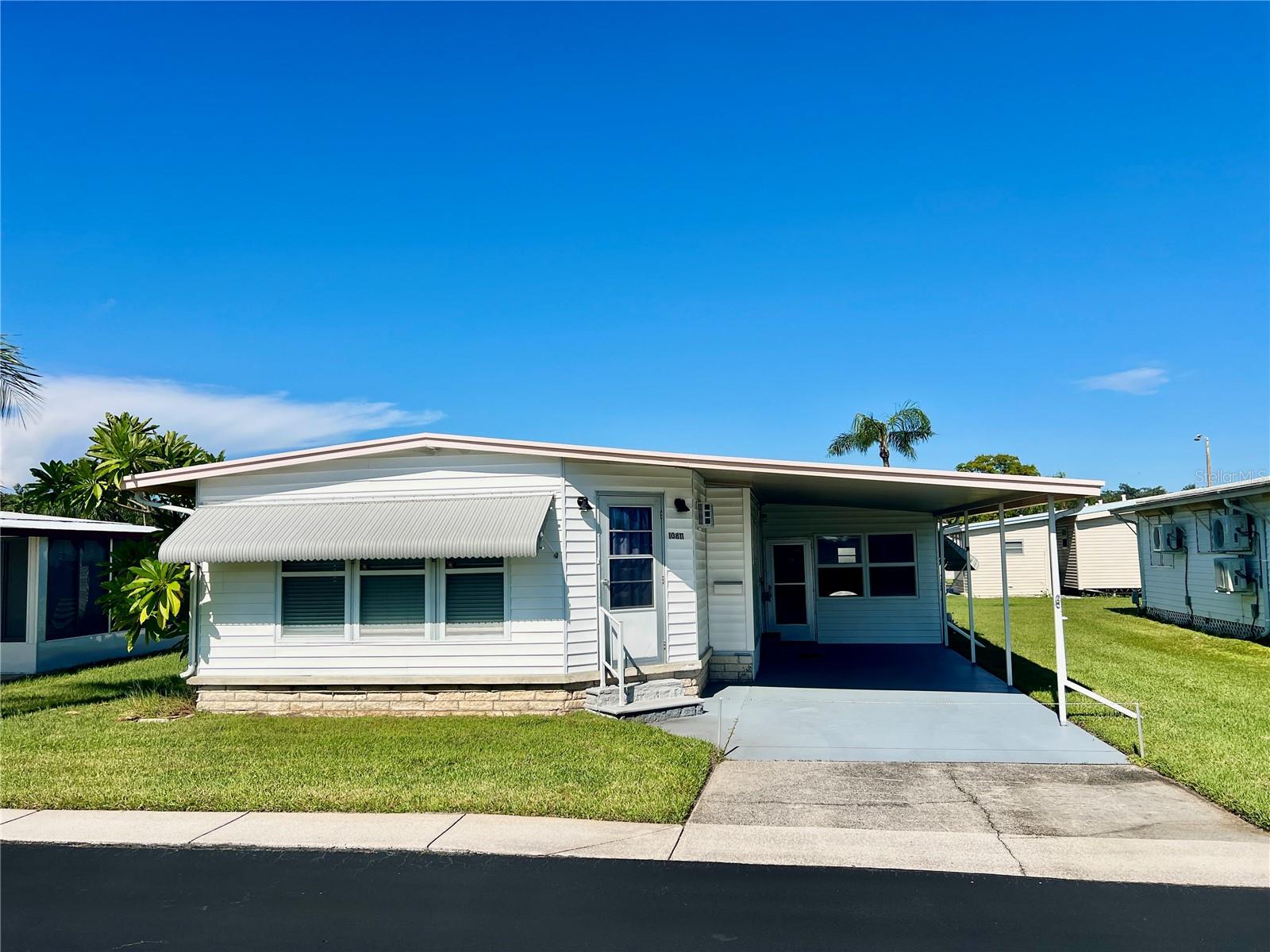 10811 Freedom Dr Property Photo 1