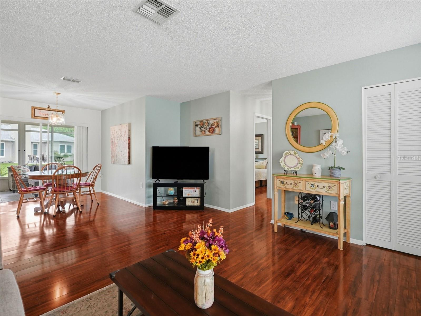 2277 Pebble Beach Dr Property Photo 11