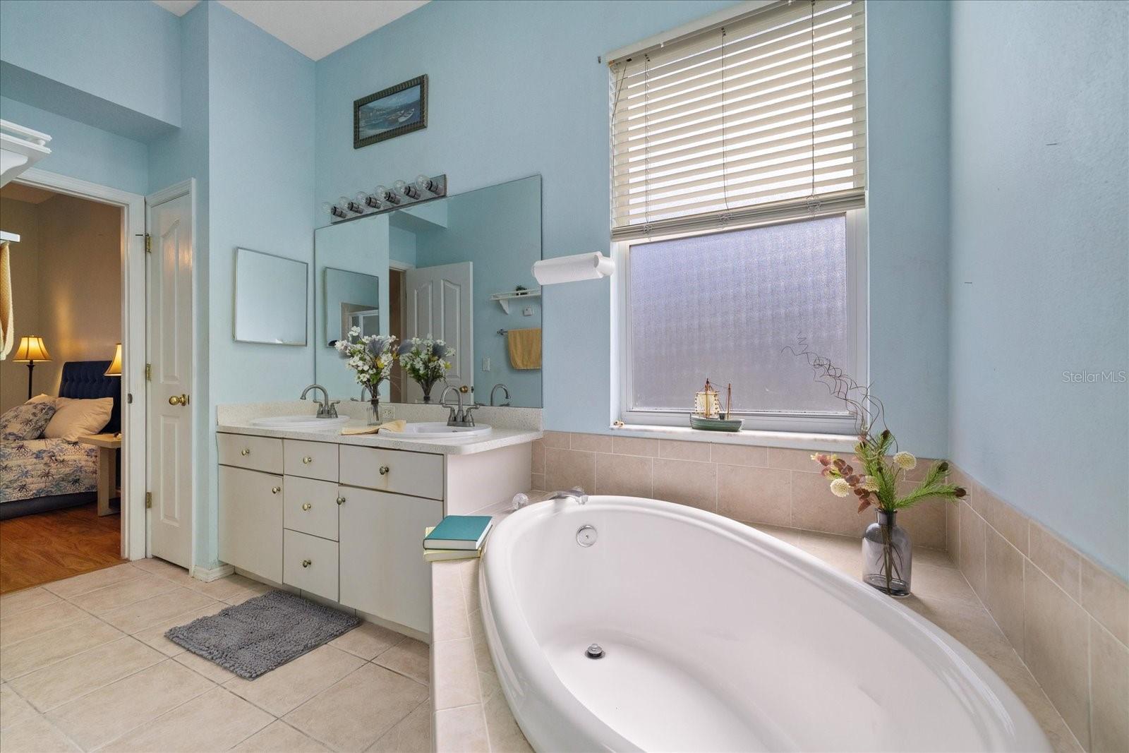 12128 Loblolly Pine Dr Property Photo 30