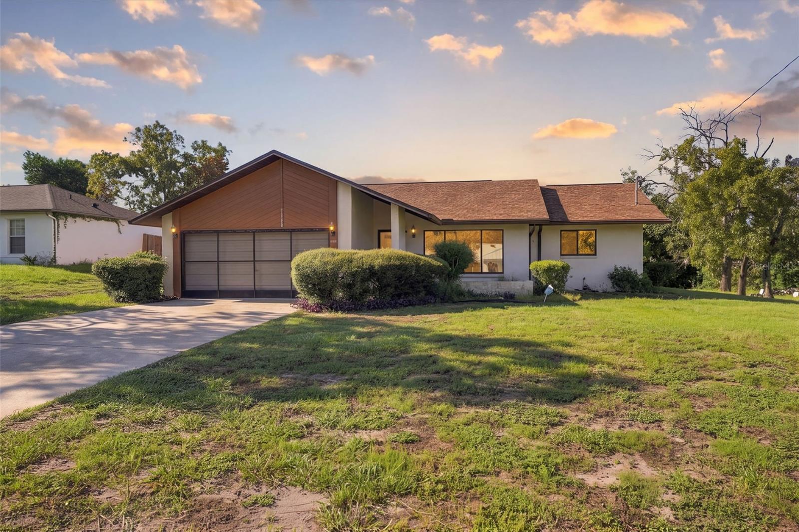 11460 Riddle Dr Property Photo 1