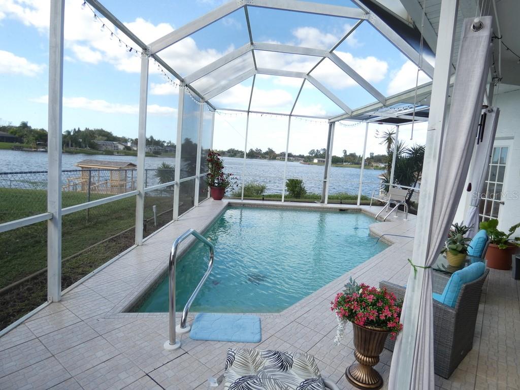 7655 Vienna Ln Property Photo 2