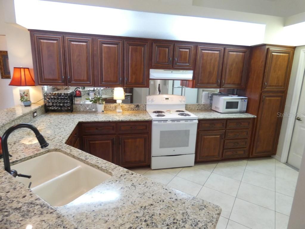 7655 Vienna Ln Property Photo 6