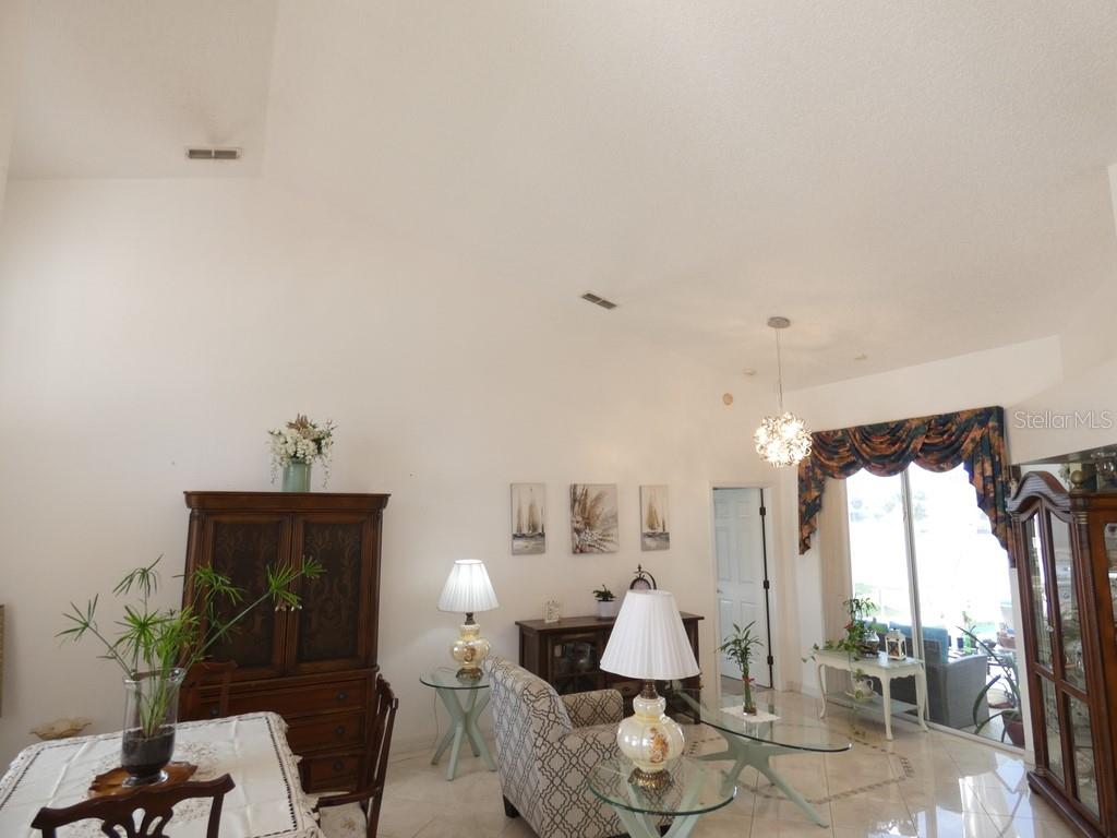 7655 Vienna Ln Property Photo 7